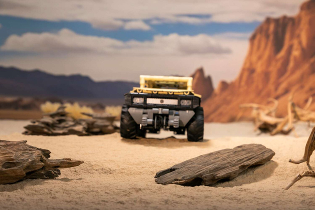 Klocki konstrukcyjne Pantasy Pojazd G-Patton XT 1:18 samochód 26,4 cm 694 elementy