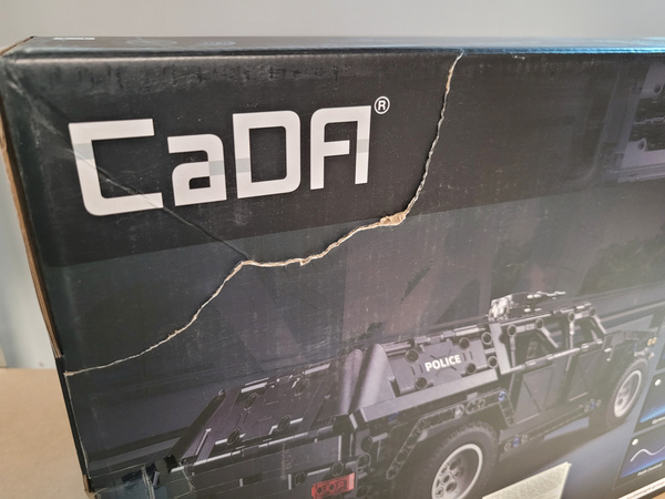 OUTLET Klocki Konstrukcyjne CaDA Samochód Terenowy Sterowane Auto RC Fierce Warrior SUV 561 el. Dual Mode USZKODOZNE OPAKOWANIE