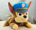 Psi Patrol Chase maskotka przytulanka Piesek Miękki pluszak 24 cm Gund 