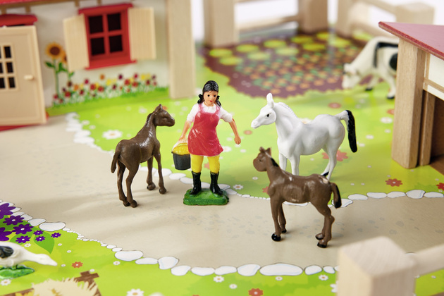 OUTLET Drewniana Farma Zagroda + figurki zwierzątka wiejskie gospodarstwo domowe 23 elementy WADLIWA