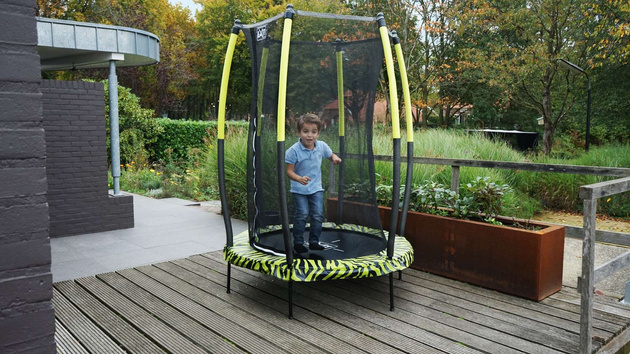 Trampolina ogrodowa Tiggy junior z siatką zabezpieczającą 140 cm czarno-zielona