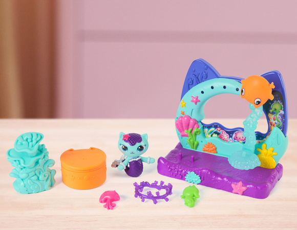 Koci Domek Gabi Film Zestaw Balkon z Aquarium Figurka Syrenkotka + Akcesoria Gabby's Dollhouse the Movie