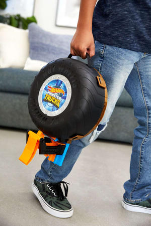 Hot Wheels City Tor samochodowy zestaw kaskaderski Arena Opona + 2 pojazdy