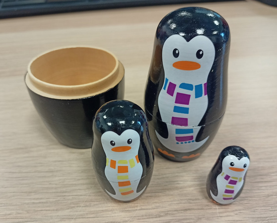 Small Foot 10619 Matrioszki Rodzina pingwinów WADLIWY