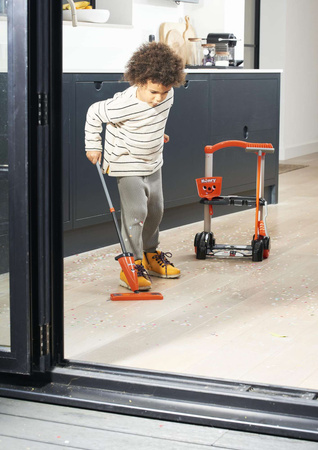 Zestaw do sprzątania wózek mop miotła Casdon Henry Little Helper