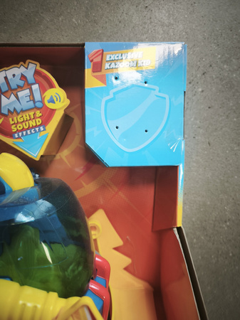 OUTLET SuperThings Rescue Truck 2W1 Auto Ratownicza Ciężarówka + Figurka Kolekcjonerska Światło Dźwięk NIEKOMPLETNY