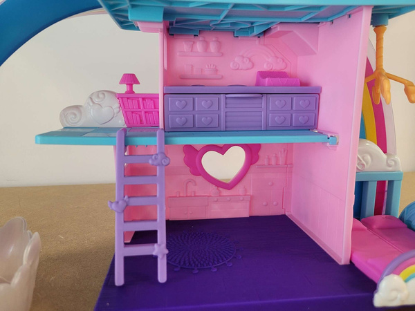 OUTLET Hatchimals Alive! Surprise zestaw żłobek opieka nad maluszkami + figurka WYBRAKOWANY