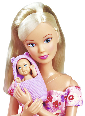 Steffi Love Growing Belly Zestaw Lalka Steffi z rosnącym brzuszkiem + akcesoria