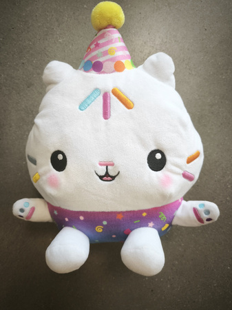 OUTLET Koci Domek Gabi Interaktywna Maskotka Łakotek Cakey Cat 25 cm WADLIWA