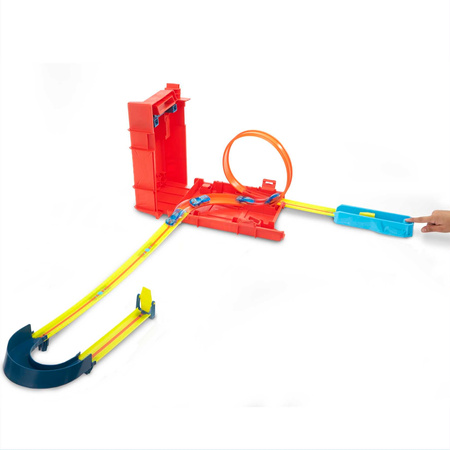 Hot Wheels zestaw Kanister Kaskaderskie Pudełko + samochodzik