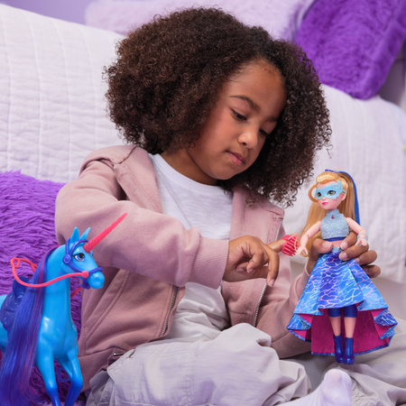 Unicorn Academy Akademia Jednorożców Zestaw Lalka Isabel Masquerade + dodatkowy strój