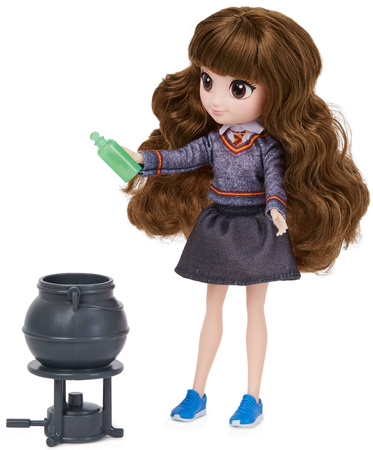 OUTLET Harry Potter Lalka figurka Hermiona z kociołkiem i Krzywołap USZKODZONE OPAKOWANIE