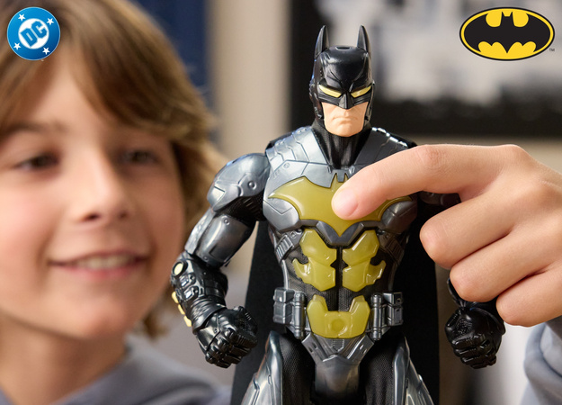 Figurka Batman Night Flare z efektami świetlnymi i dźwiękowymi 30 cm