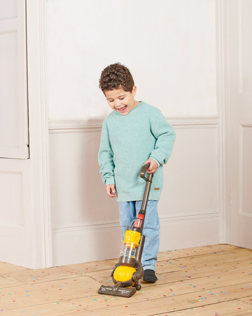 Zestaw Wózek do sprzątania Henry Little Helper + Pionowy odkurzacz Dyson dla dzieci zabawkowy z funkcją ssania Casdon