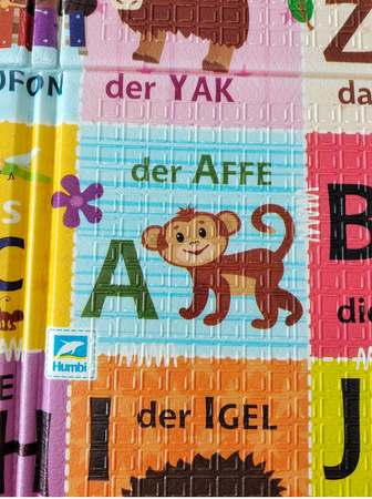 Humbi Gruba Mata Edukacyjna 2W1 z pianki XPE 120x180 alfabet wersja niemiecka