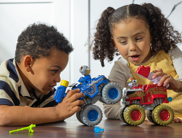 Psi Patrol Marshall I Chase Pojazdy Terenowe Zestaw Rescue Wheels + Figurki