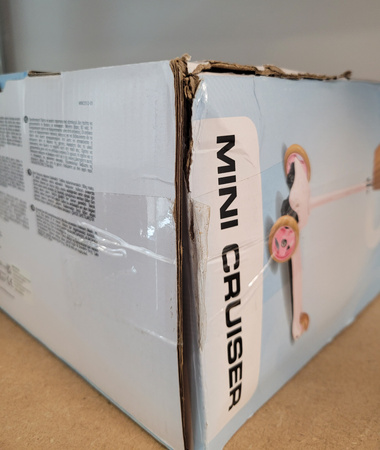 OUTLET EVO Regulowana Trójkołowa Hulajnoga dla Dzieci z Koszyczkiem Mini Cruiser Basket Różowa USZKODZONE OPAKOWANIE