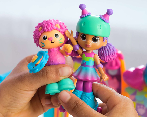 Koci Domek Gabi zestaw Pokój Imprezowy z rampą i lodowiskiem + laleczka i figurka