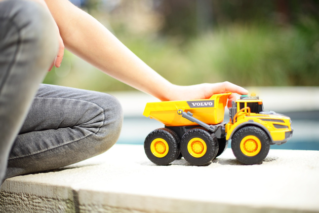 Żółty Pojazd budowlany Wywrotka samochód Volvo z ruchomymi elementami światło i dźwięk