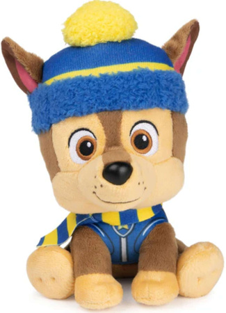 Psi Patrol Chase maskotka przytulanka zimowy z czapką i szalikiem Piesek Miękki pluszak 18 cm Gund Spin Master