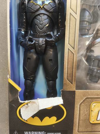 OUTLET DC Comics Batman duża figurka lalka mroczny rycerz 30 cm + akcesoria 17 elementów WADLIWY