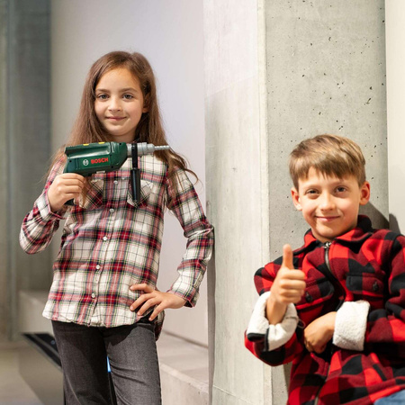 Wiertarka Bosch udarowa dla dzieci z dźwiękiem i obrotowym wiertłem + żółty kask Klein