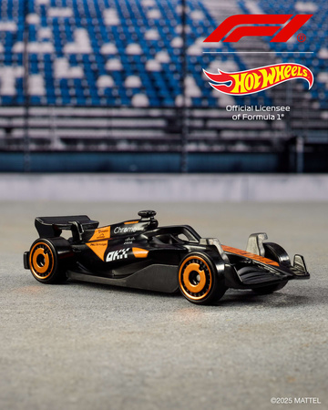 Formula 1 Hot Wheels zestaw pięciopak 5 pojazdów bolidów Race Team 1:64