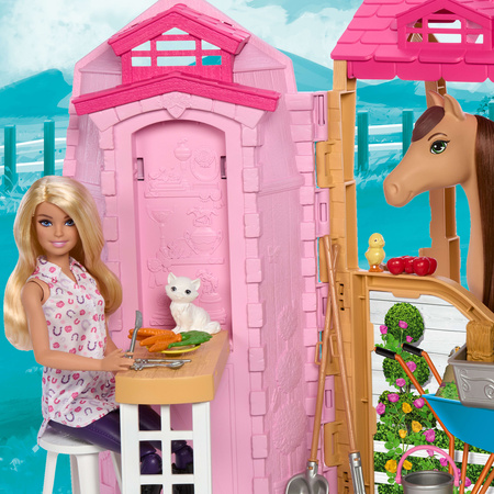 Barbie Zestaw z lalką i koniem Stadnina Marzeń Barbie Mysteries Wielki Pościg Konny z 25 elementami