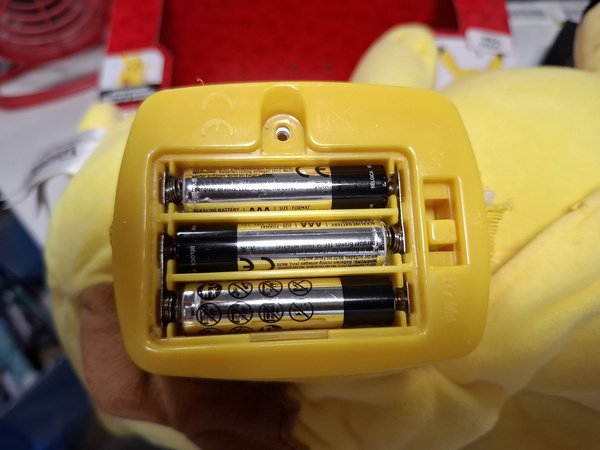 OUTLET Pikachu Interaktywna Maskotka Pokemon Power Action 30 cm WADLIWA