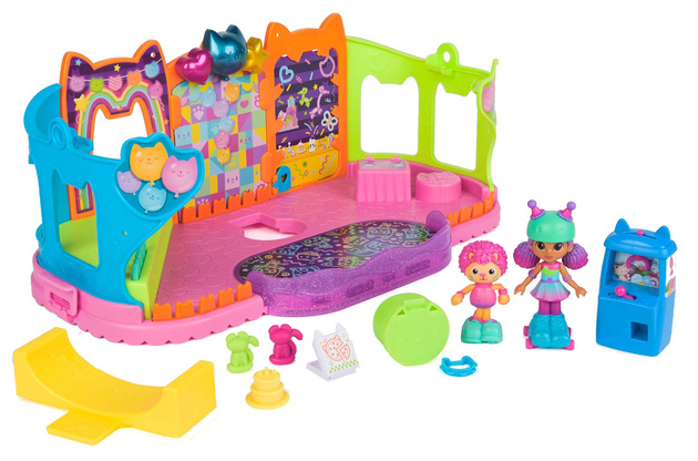 Koci Domek Gabi zestaw Pokój Imprezowy z rampą i lodowiskiem + laleczka i figurka