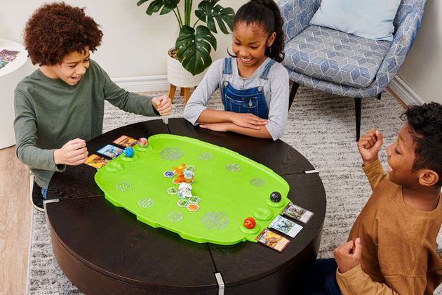 Bakugan Battle Arena Walk Evo + figurka Leonidas i karty