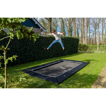 Trampolina ogrodowa naziemna Dynamic EXIT z płytkami zabezpieczającymi Freezone 244 x 427 cm czarna