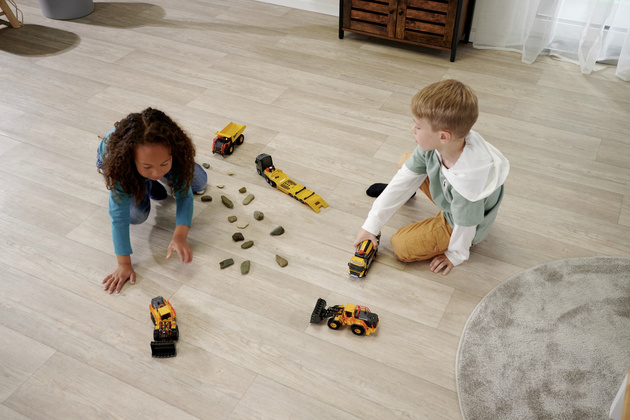 Volvo Koparka Spychacz Pojazd budowlany z ruchomymi elementami światło dźwięk