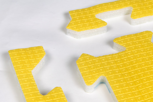 Humbi mata puzzlowa gruba 1,5 cm XXL zwierzątka 6 elementów 165 x 112 cm