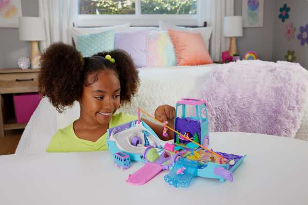 Polly Pocket Zestaw Pojazd Podróżniczy z 2 Lalkami i Akcesoriami Pet Mobile Adventure 21 elementów