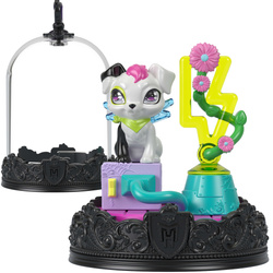Monster High figurka w breloczku Watzie + akcesoria