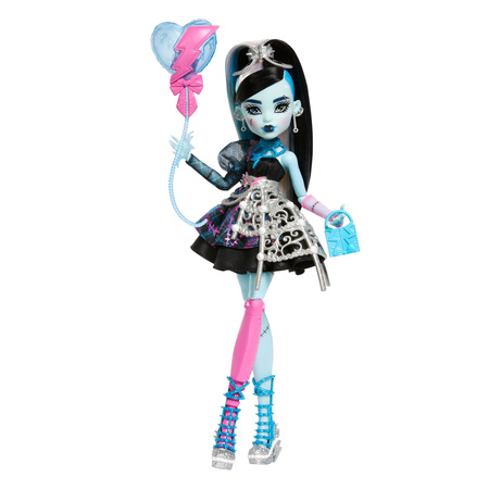Monster High Frankie Stein Straszysłodkie Urodziny lalka 27 cm + akcesoria