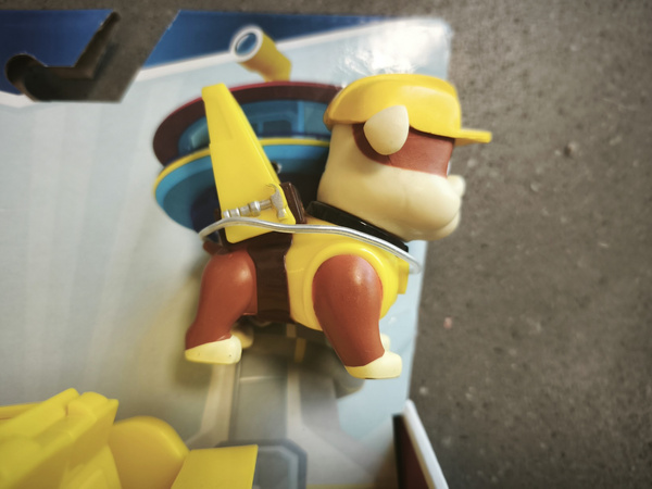 OUTLET Psi Patrol 2w1 Buldożer Spychacz pojazd Rubble'a z figurką eco INNA FIGURKA