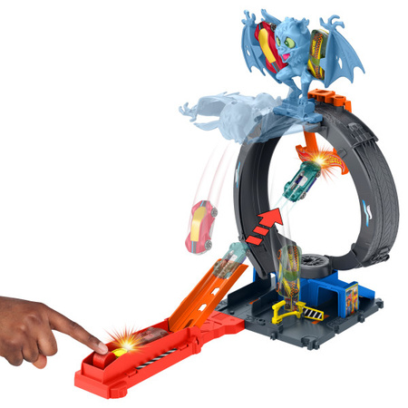 Hot Wheels City Pętla Nietoperza zakręcony tor samochodowy Bat Loop Attack + pojazd