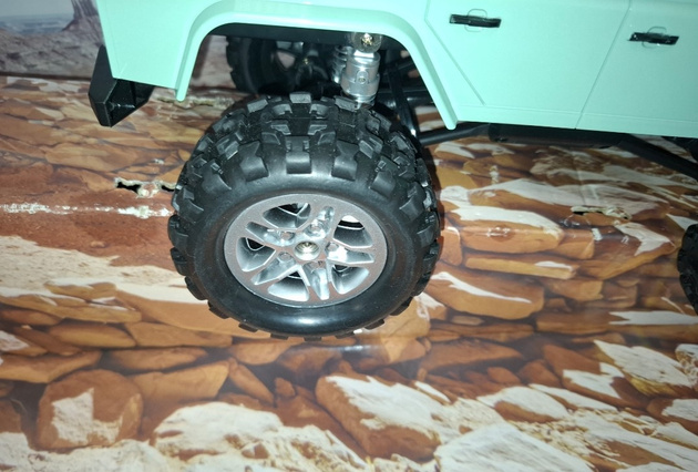 OUTLET CaDA E332-003 Zdalnie sterowany Land Rover Defender D110 miętowy RC USZKODZONE OPAKOWANIE