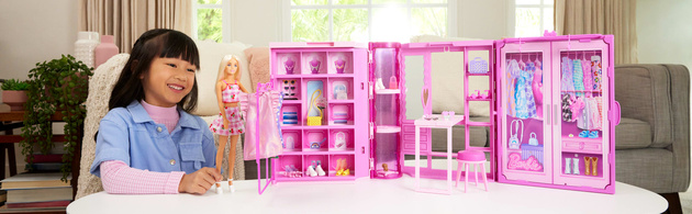 Barbie zestaw Szafa Marzeń przenośna garderoba Dream Closet 25+ elementów