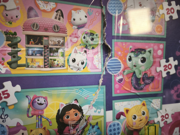 OUTLET Puzzle 10w1 Koci Domek Gabi W świecie Gabi 329 elementów 4+ Trefl USZKODZONE OPAKOWANIE