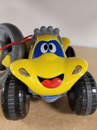 OUTLET Samochód Billy BigWheels WADLIWY