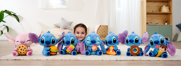 Disney Lilo&Stitch Maskotka Stitch z pizzą pluszak 25 cm
