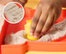 Piasek Kinetyczny plastyczny Kinetic Sand zestaw Walizka Sandy Farm + akcesoria