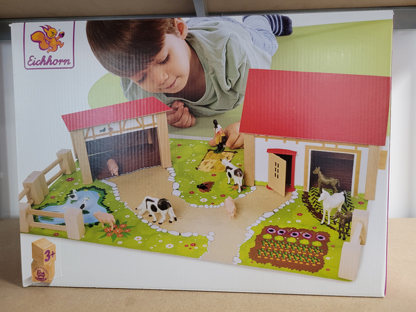 OUTLET Duża Drewniana farma z figurkami zwierząt 25 elementów USZKODZONE OPAKOWANIE