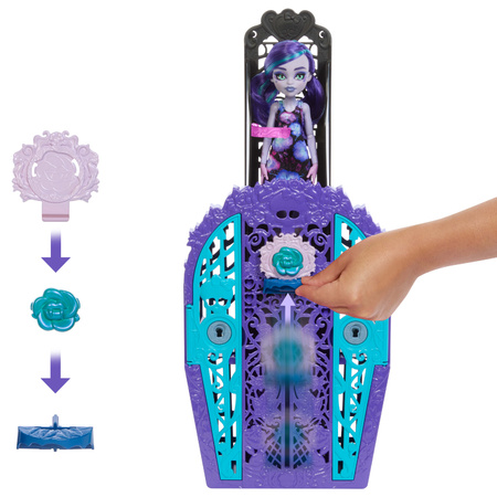 Monster High Zestaw Lalka Twyla 28 cm + akcesoria niespodzianki Straszyceum