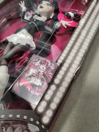 OUTLET Lalka Monster High Draculaura Reel Drama 26 cm + akcesoria USZKODZONE OPAKOWANIE