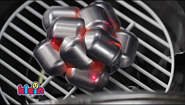 Grill ogrodowy interaktywny na kółkach Weber dla dzieci z akcesoriami światło i dźwięk