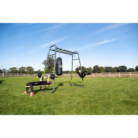 Siłownia ogrodowa Fitness Stanowisko gimnastyczne GetSet MB230: poręcze, pozioma drabinka, drążek, stacja, kółka, worek treningowy, ławka